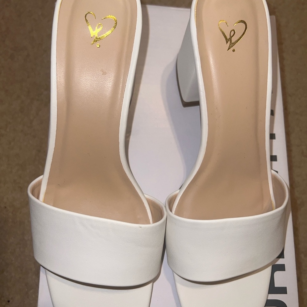 Windsor White Block Heel Sandals